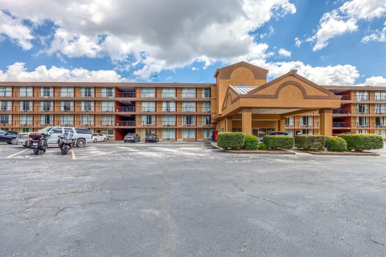 Budgetel Inn & Suites Forest Park Esterno foto